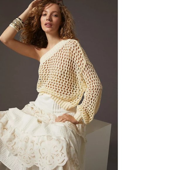 Anthropologie Tops - Anthropologie One-Shoulder Crochet Layer top